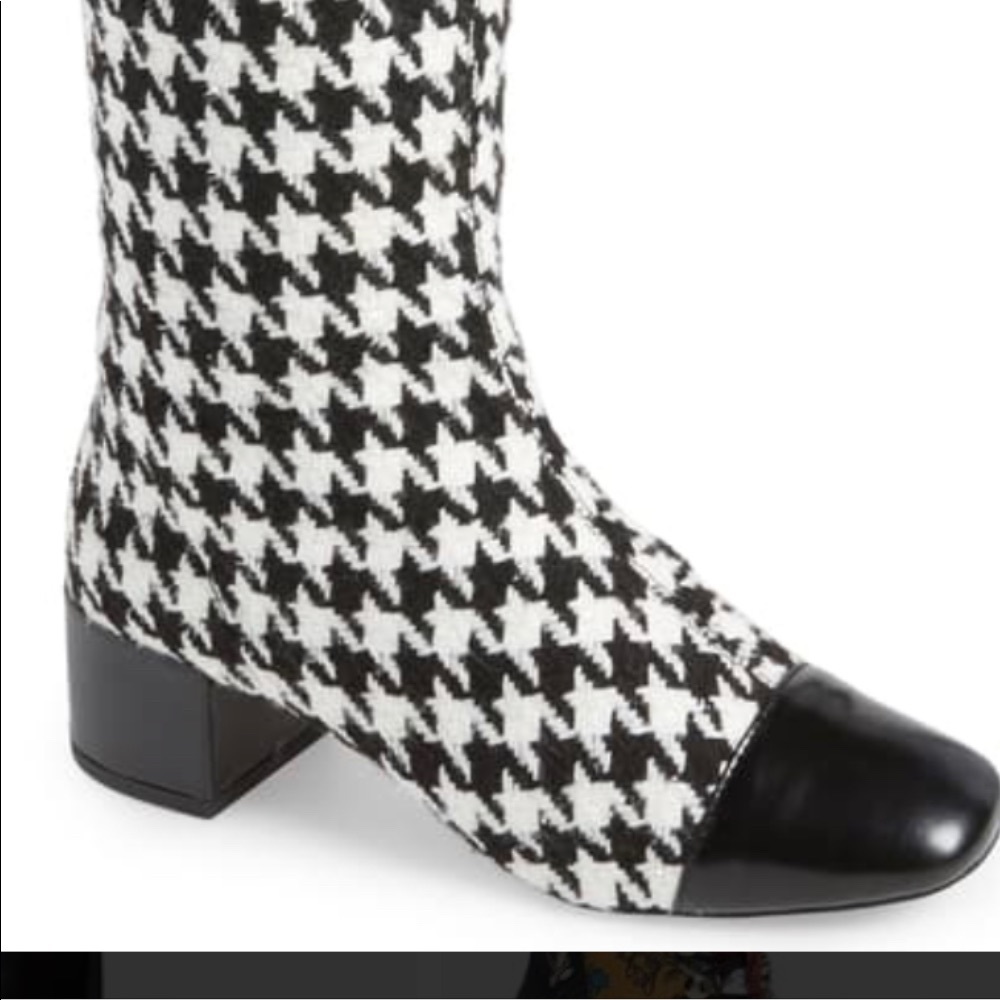 ISO Jefferey Campbell Covey boots in houndstooth.